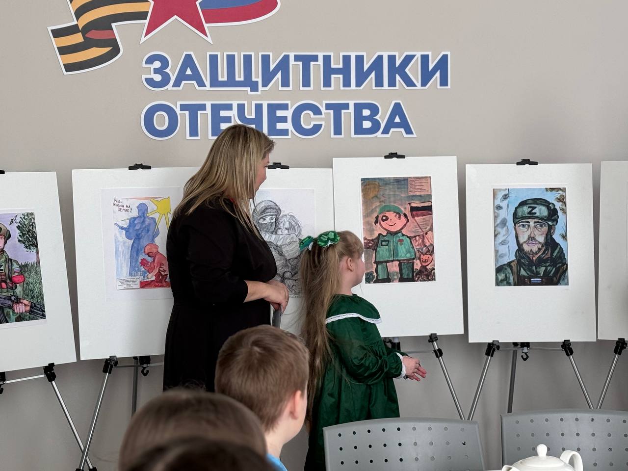 Подведены итоги регионального конкурса рисунков «Нарисуй Защитника Отечества», приуроченного к 80-летию Победы.